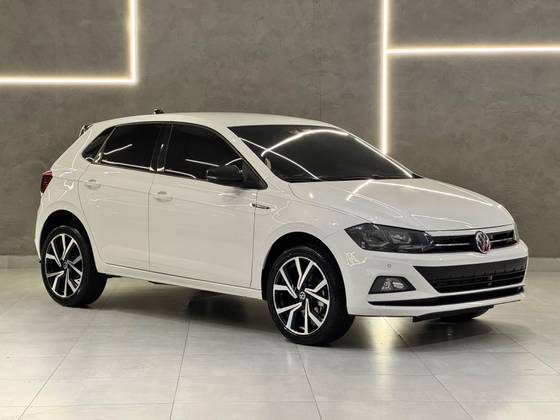 VOLKSWAGEN POLO 1.0 200 TSI COMFORTLINE AUTOMÁTICO